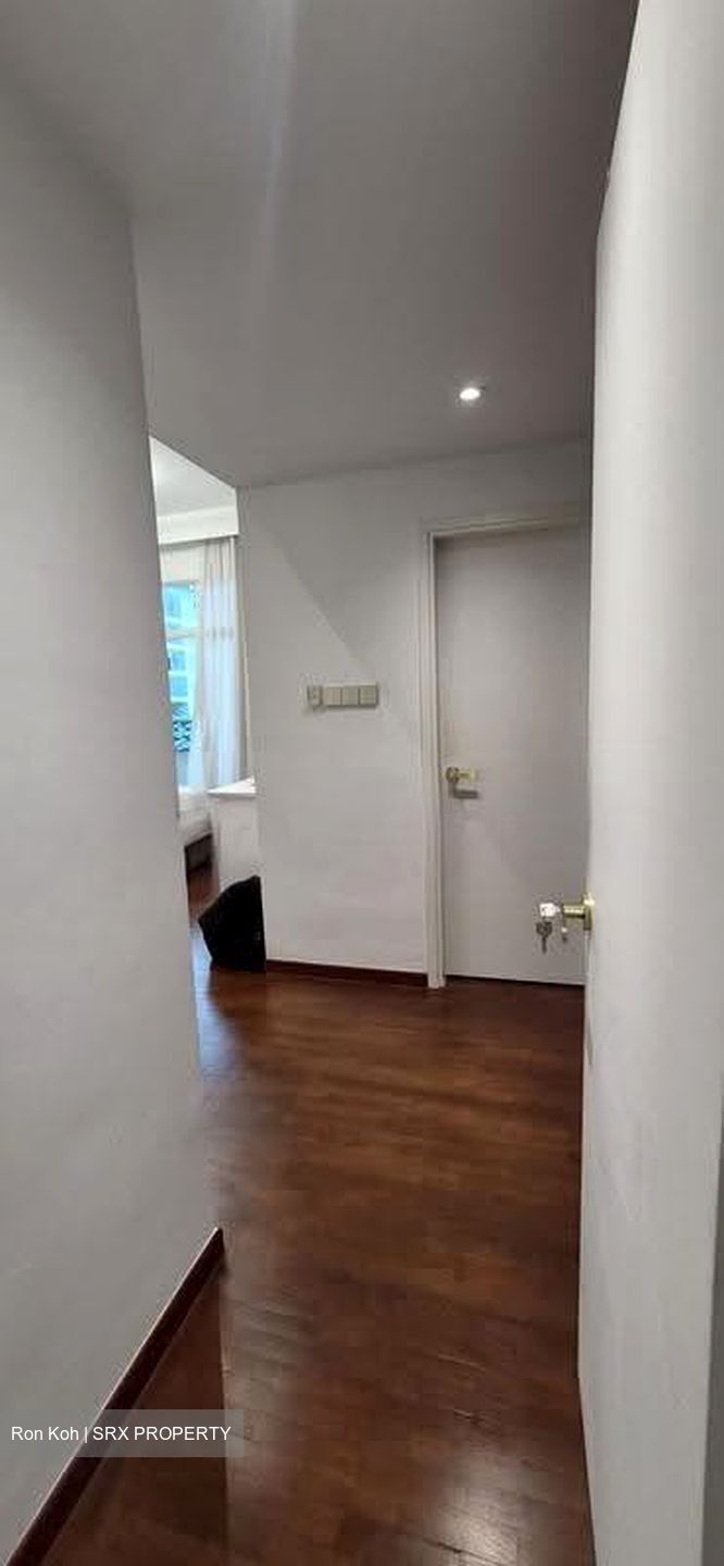 Woodgrove Condominium (D25), Condominium #636282551